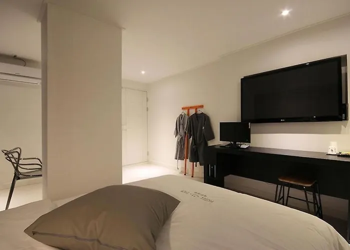 Hotel Yam