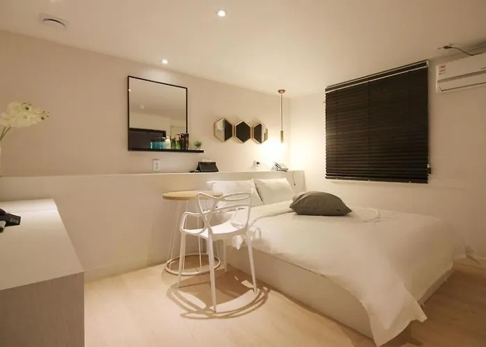 Yam Hotel