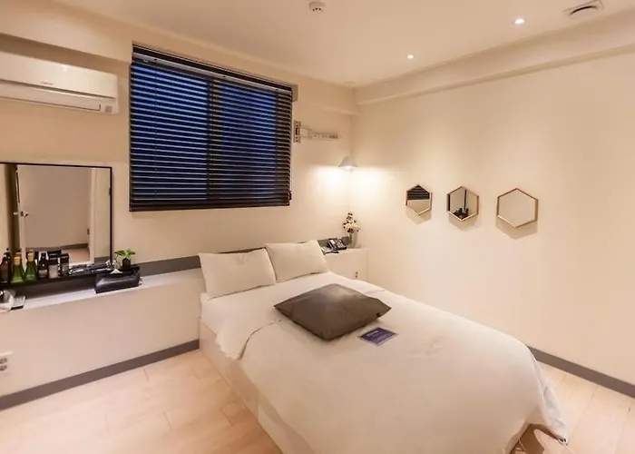 Yam Hotel